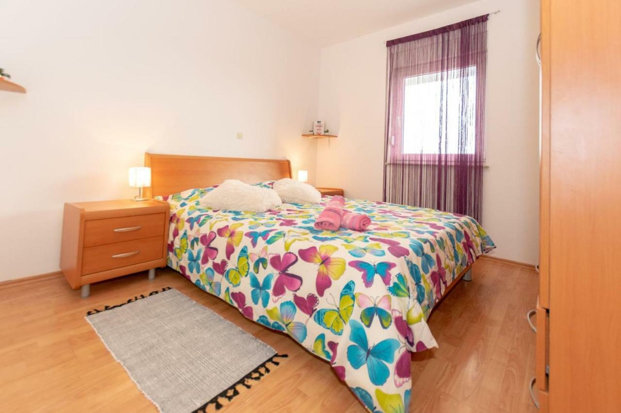 Apartment Keti Fazana Exterior photo